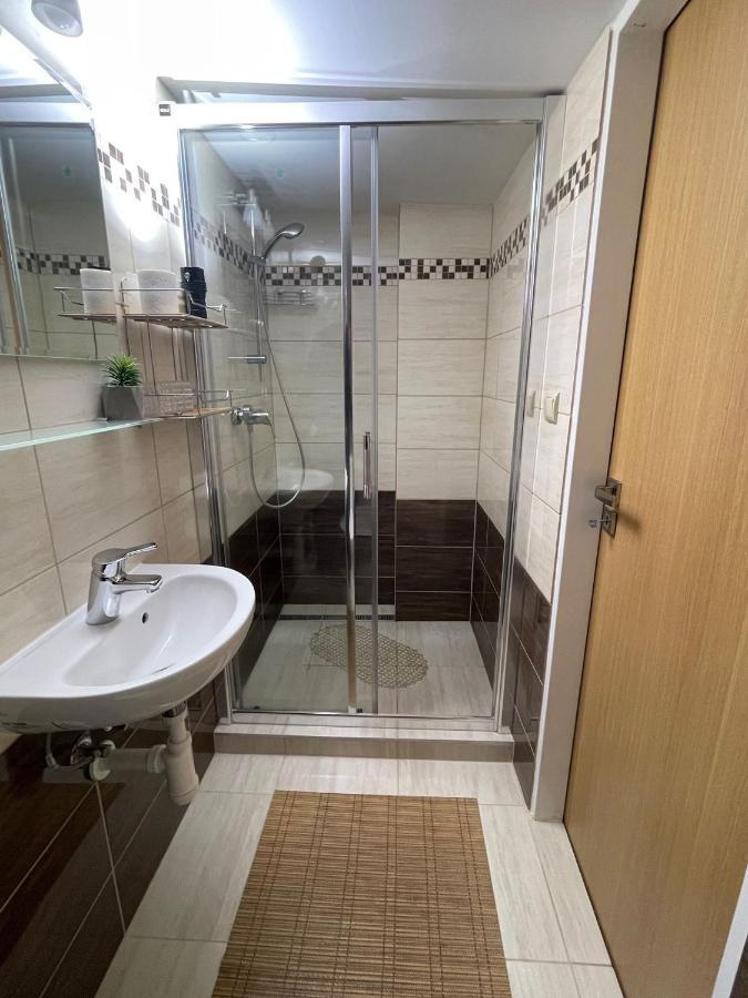 Sifra 276 Hotel Nova Lesna Luaran gambar